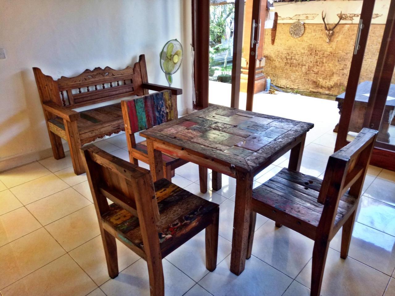 Suandi House Bed & Breakfast Ubud  Exterior photo